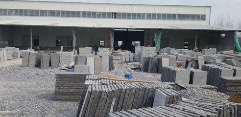 青石仿古石凳加工現(xiàn)場(chǎng)展示